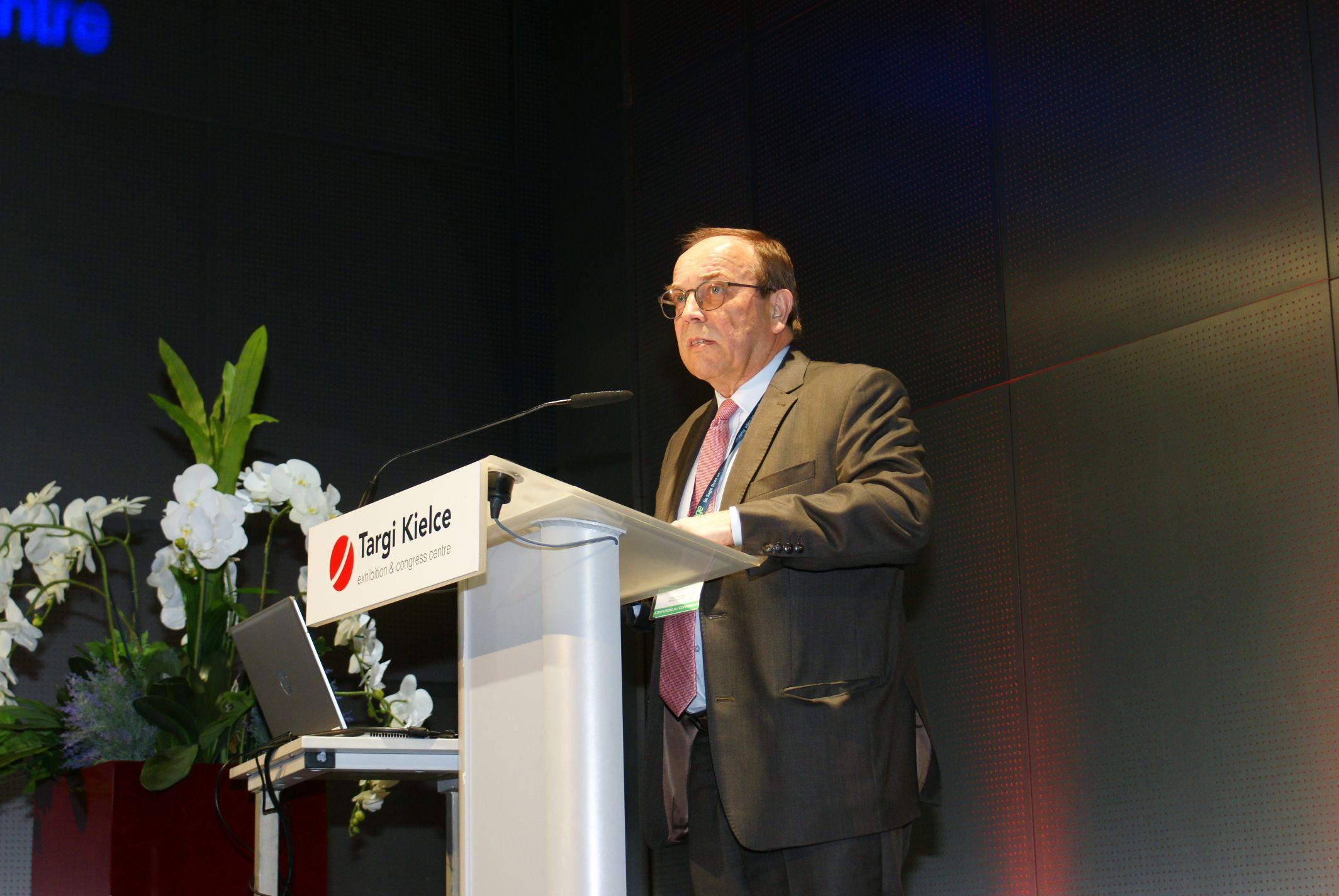 Dr Mieczysław Groszek na Ogólnopolskim Kongresie Biur Rachunkowych