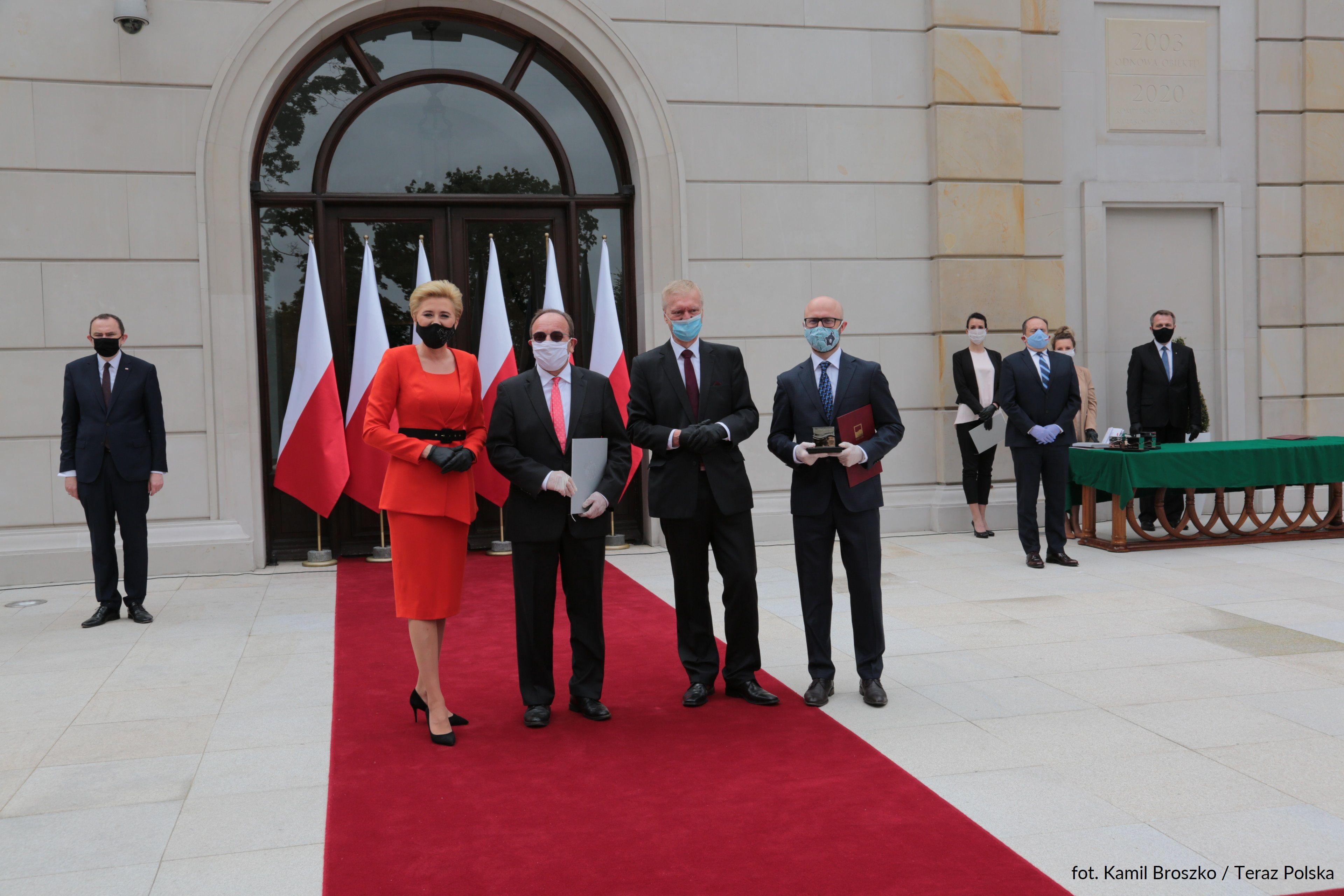 Program Polska Bezgotówkowa z wyróżnieniem Teraz Polska!