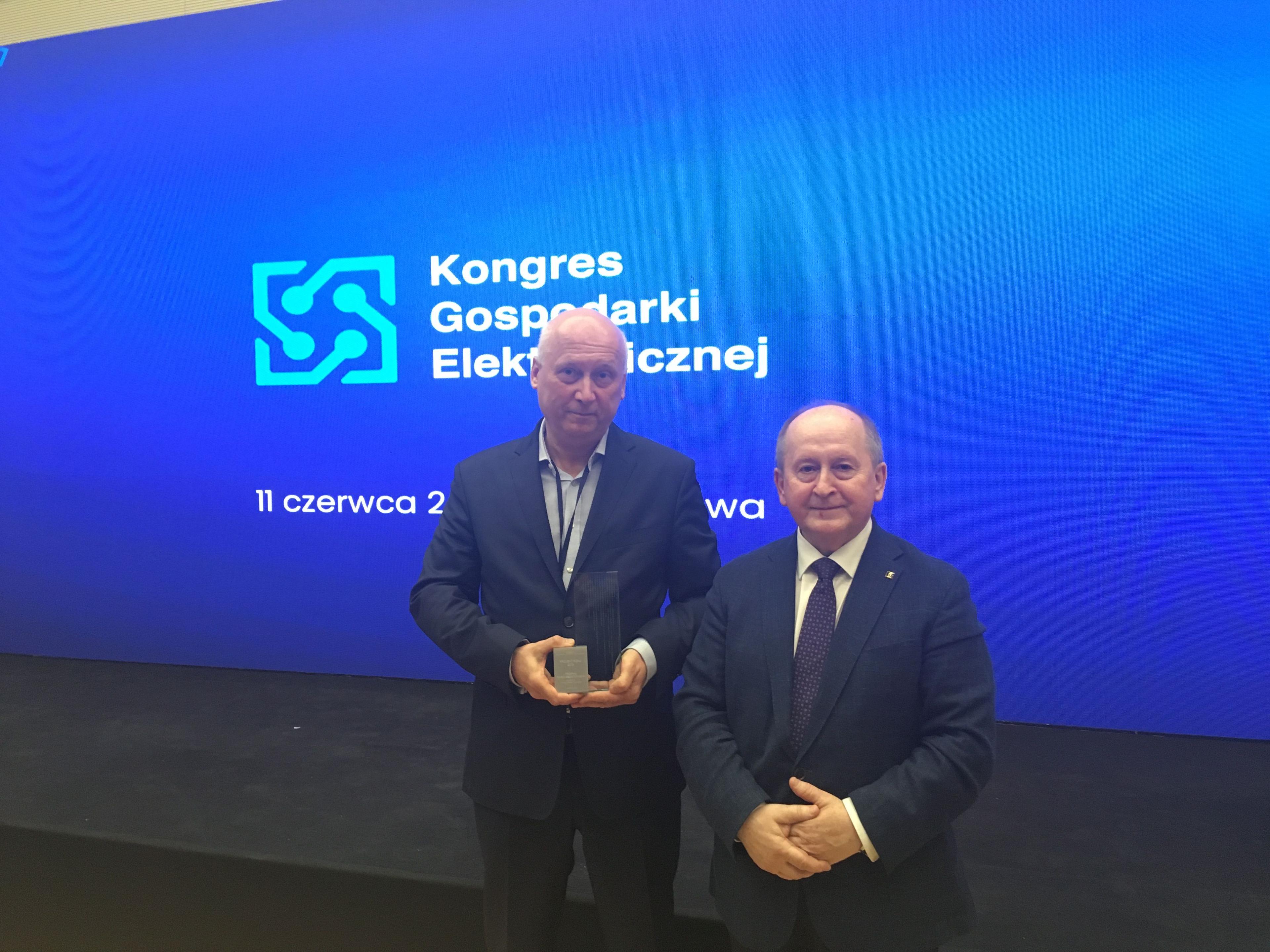 Fundacja Polska Bezgotówkowa laureatem nagrody Kongresu Gospodarki Elektronicznej